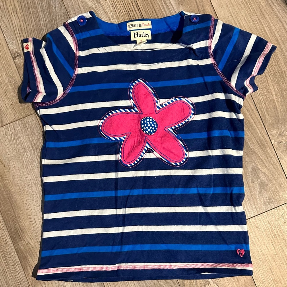 Hatley size 6 t-shirt, blue and white stripes with pink flower